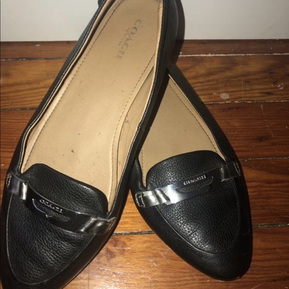 Black leather flats, COACH, Size 8W